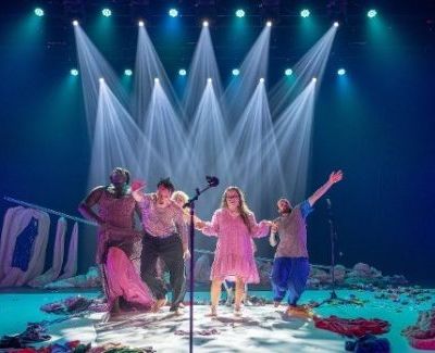 Les Dauphins et les Licornes Maï(g)wenn et les orteils